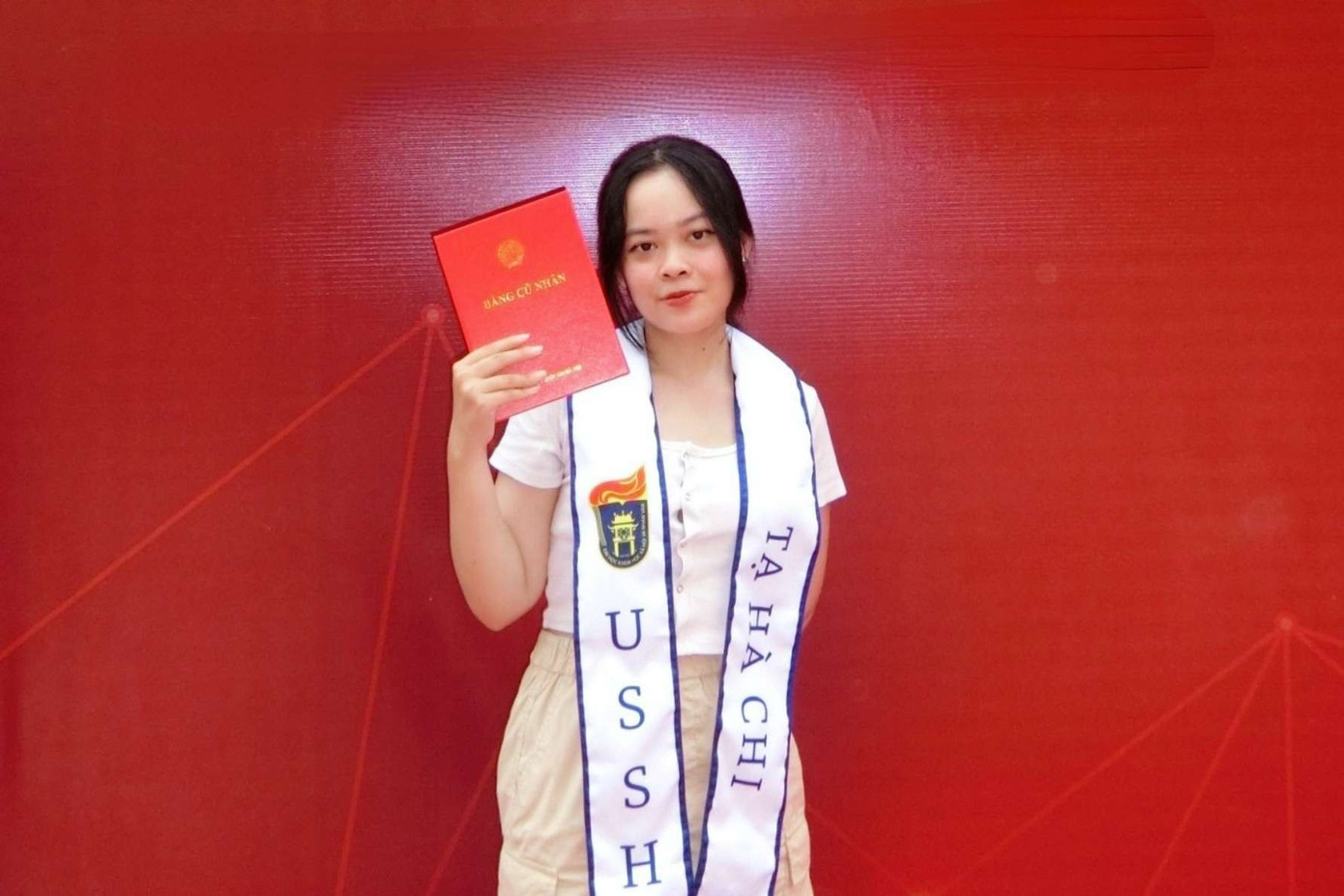 Thủ khoa Quốc tế học USSH: Danh hiệu là động lực, không phải đích đến